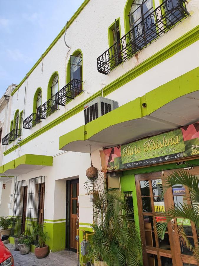 Oyo Hotel Hare Krishna Monterrey Exterior foto